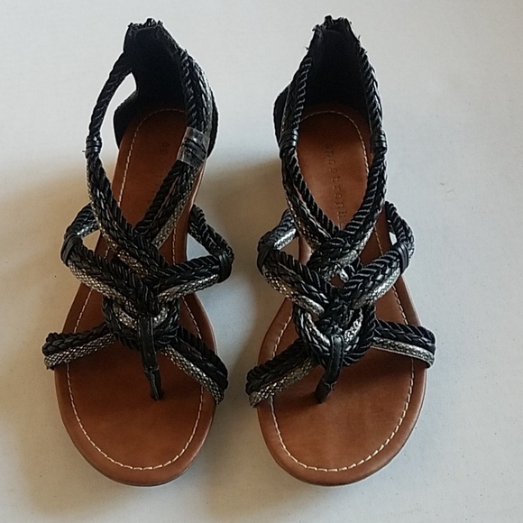 Apostrophe Shoes Apostrophe Black And Metallic Rope